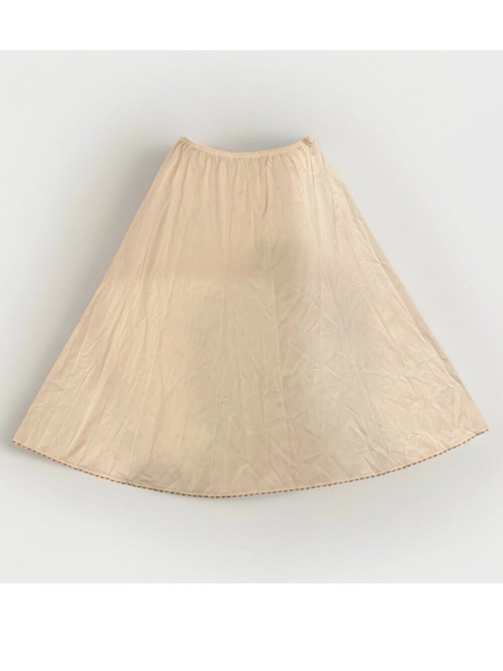 VTG Vanity Fair Antron III Size 27" M Tan Nylon Half Slip Lace Trim